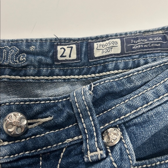 RARE Miss Me Womens Blue Jeans with Star Flag Embellishments - Picture 5 of 6